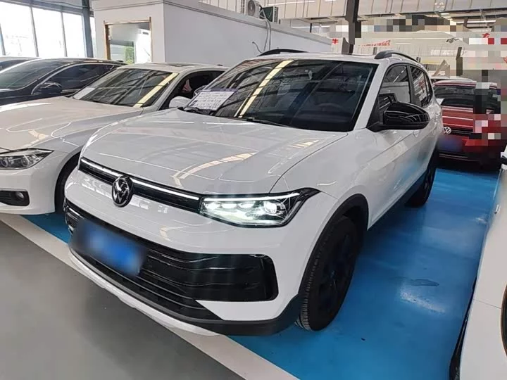 Volkswagen Tharu