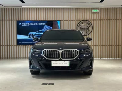 BMW i5
