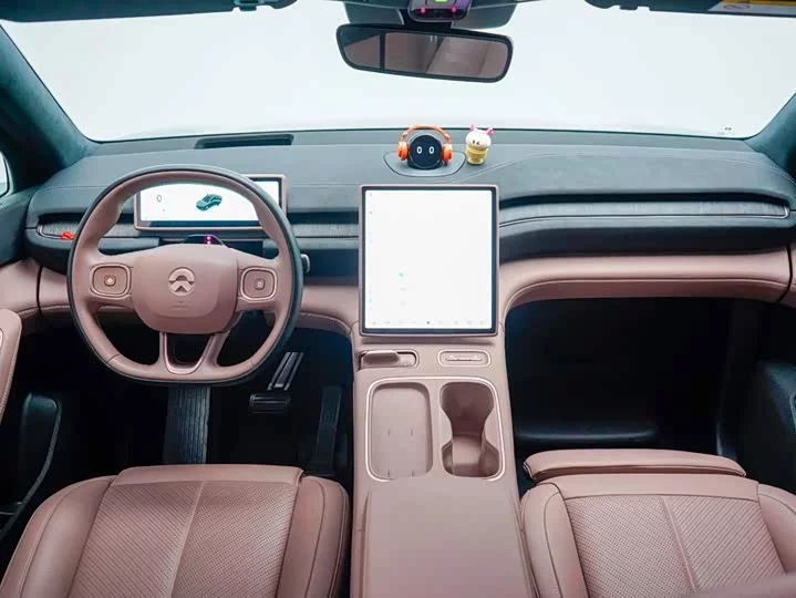NIO EC6