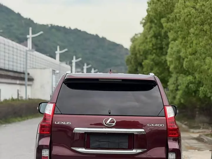 Lexus GX