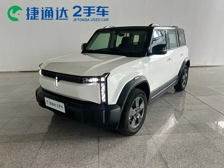 iCAR 03