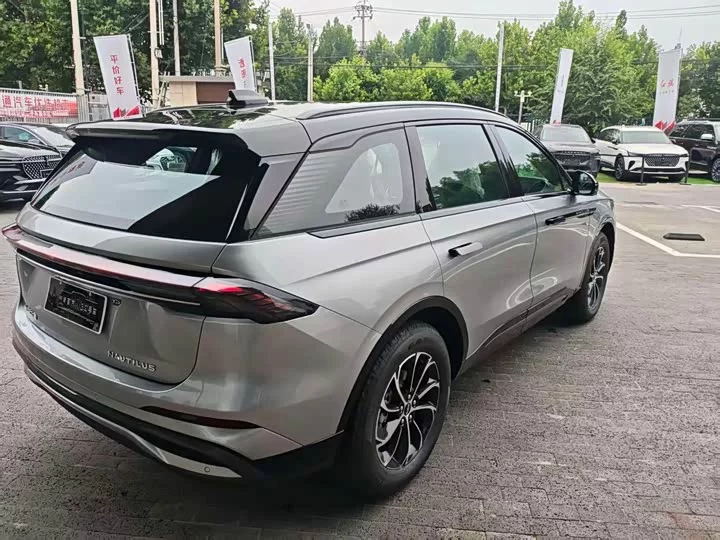 Lincoln navigator
