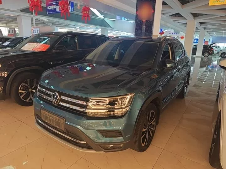 Volkswagen Tharu