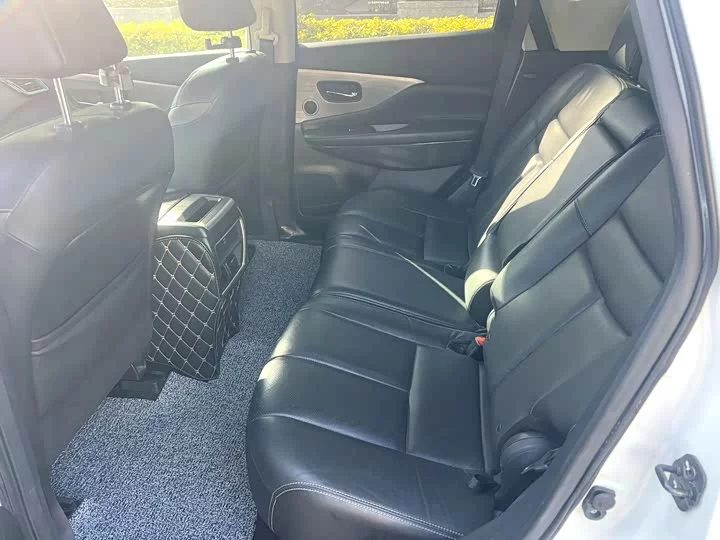 Nissan Loulan
