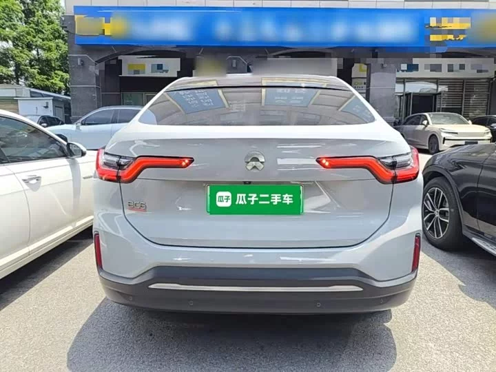 NIO EC6