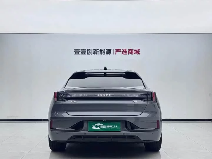ZEEKR 001