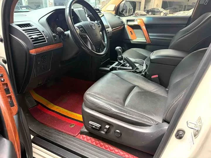 Toyota prado
