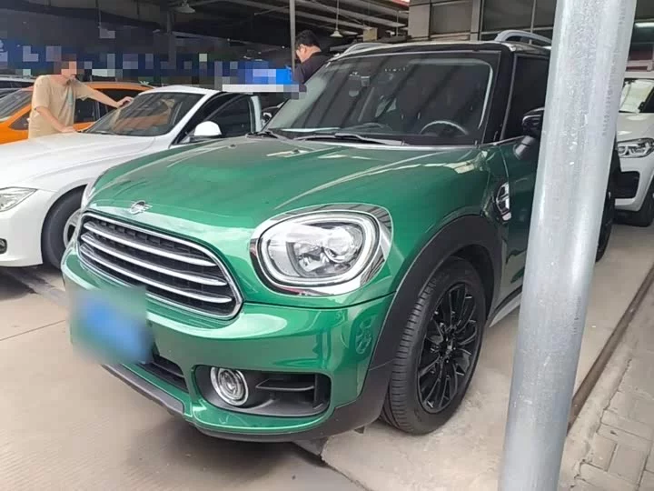 MINI COUNTRYMAN