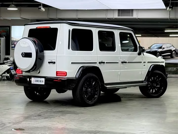 Mercedes-Benz G-rated