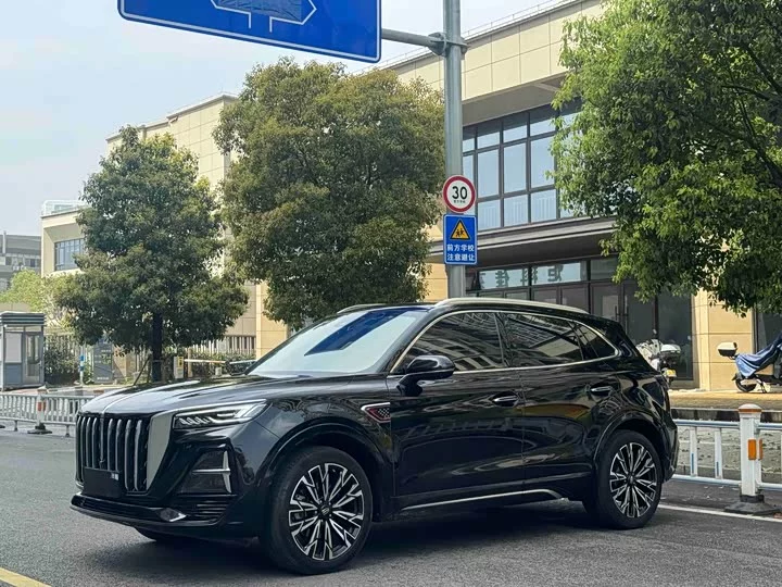 Hongqi HS5
