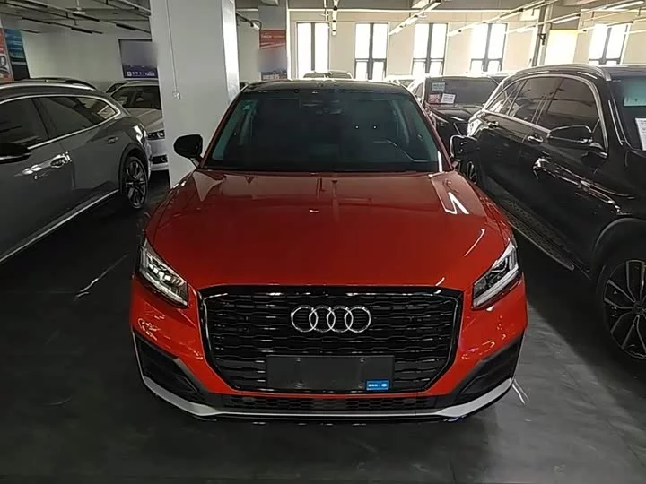 Audi Q2L