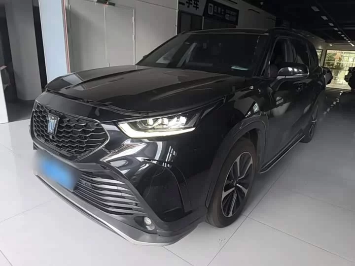 Toyota Crown Kluger