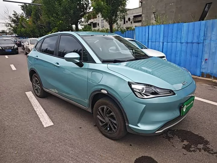 NETA Nezha V