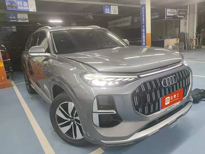 Audi Q6