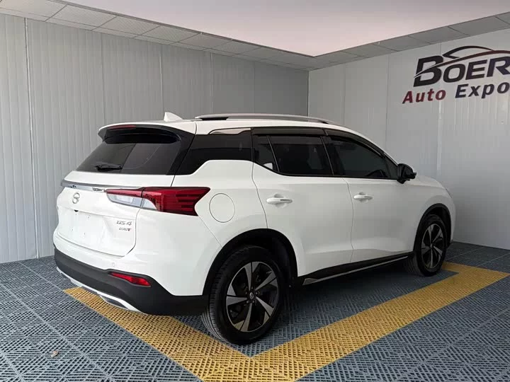 GAC Trumpchi GS4