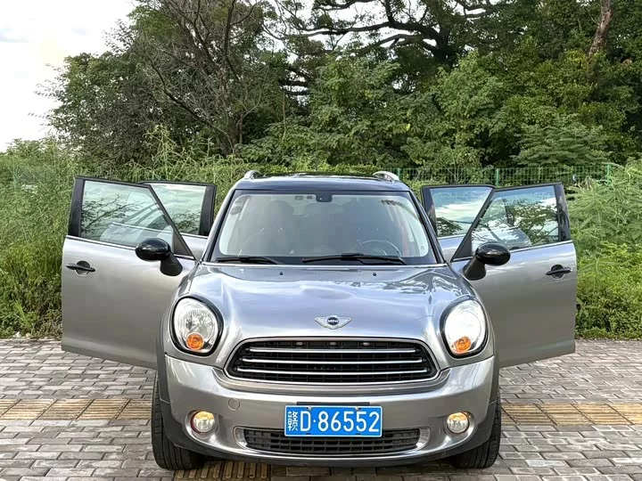 MINI COUNTRYMAN