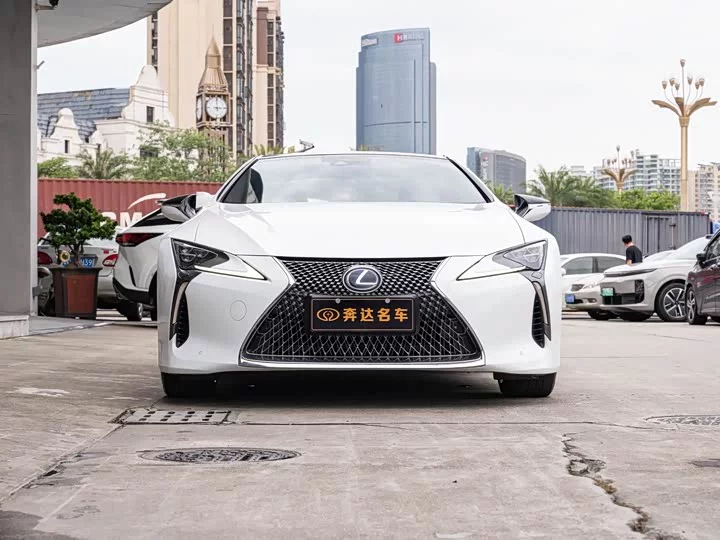 Lexus LC