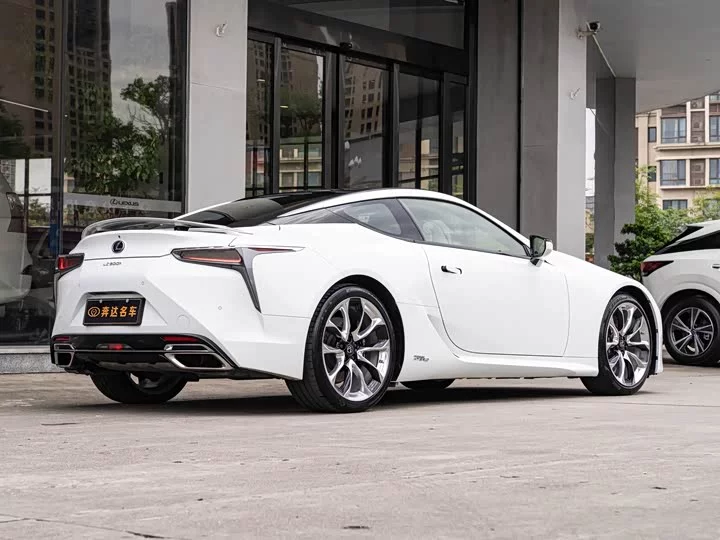 Lexus LC