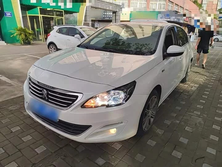 Peugeot 408