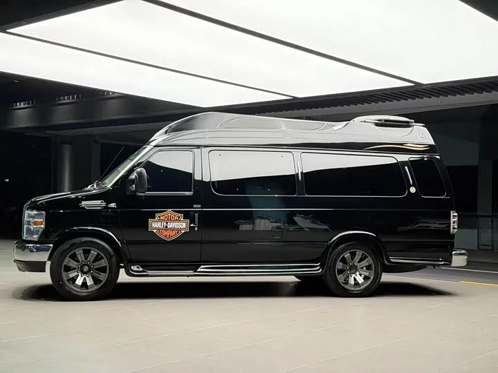 Ford E350