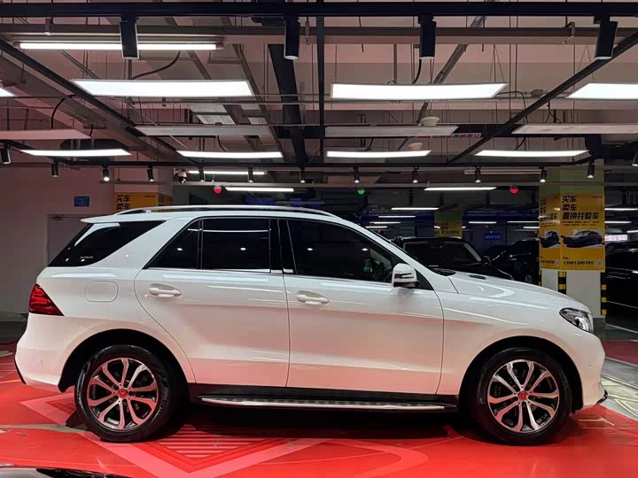 Mercedes-Benz GLE (Imported)