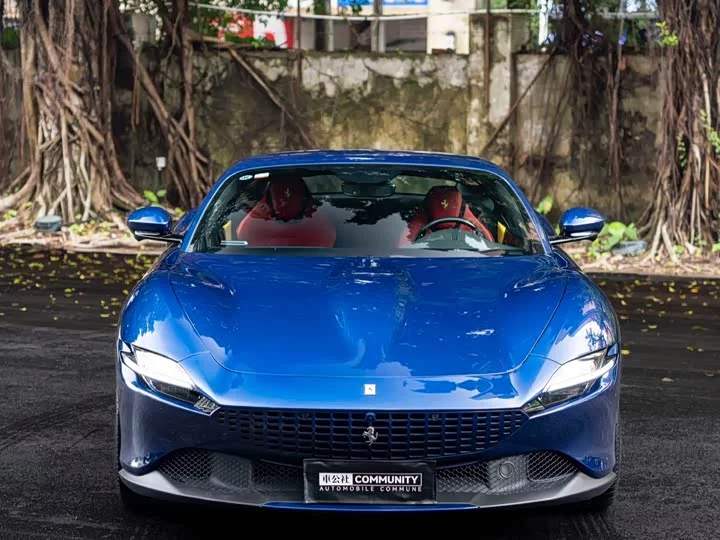 ferrari Roma