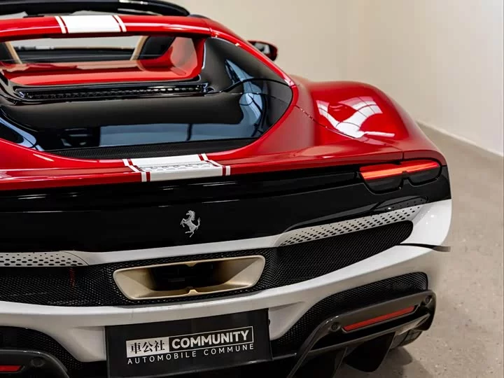 ferrari 296