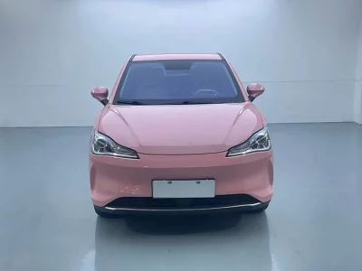 NETA Nezha V