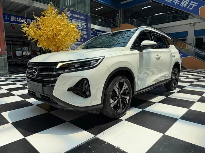 GAC Trumpchi GS4