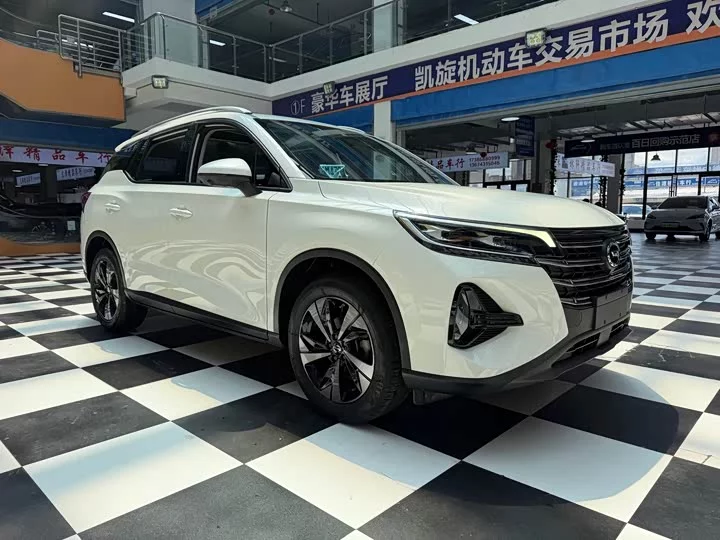 GAC Trumpchi GS4