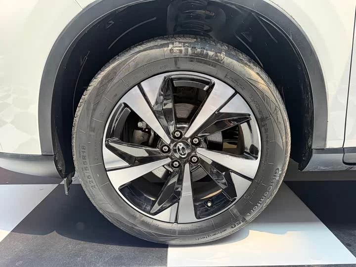 GAC Trumpchi GS4