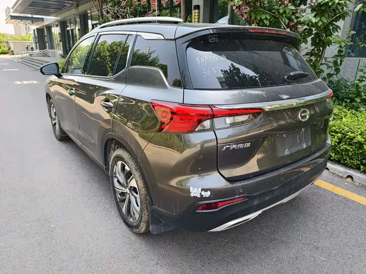 GAC Trumpchi GS4