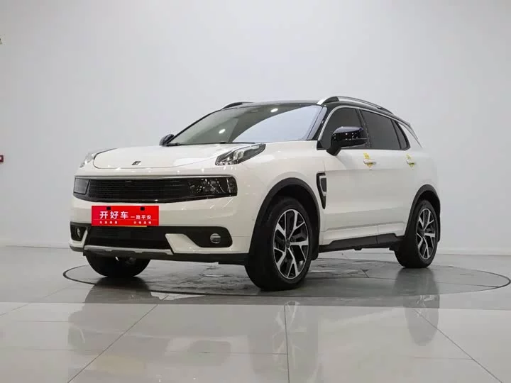 Lynk & Co 01 EM-P