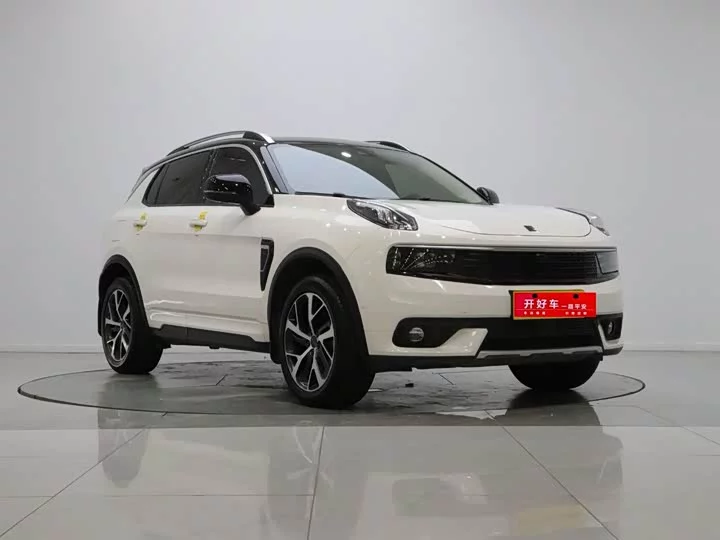 Lynk & Co 01 EM-P
