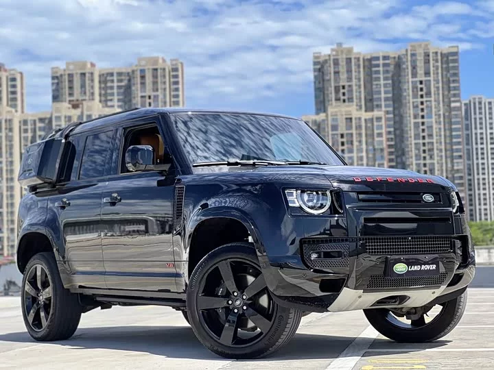 Land Rover guard