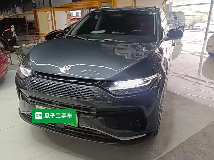 Leapmotor Zero running C11