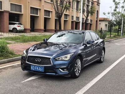 Infiniti Q50L