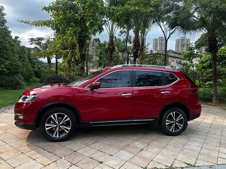 Nissan Qijun