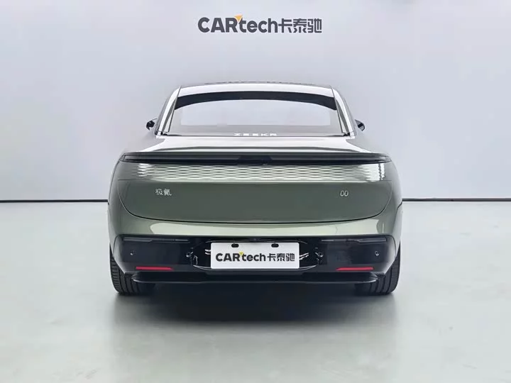 ZEEKR 007