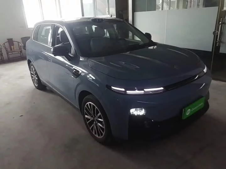 Leapmotor B10