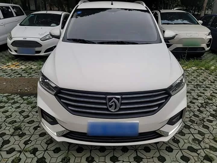 Baojun 360