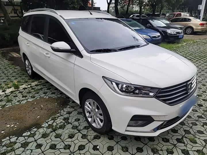 Baojun 360