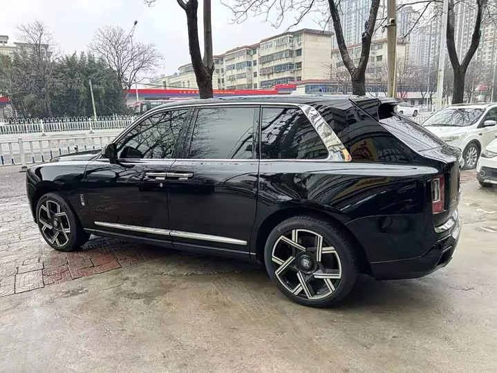 Rolls Royce Cullinan