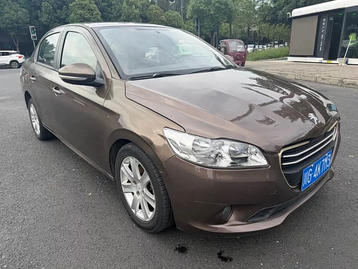 Peugeot 301