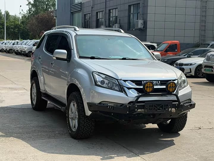 Isuzu mu-X Shepherd