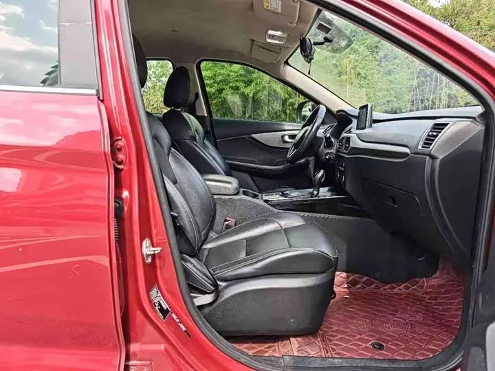 Dongfeng Scenery S560