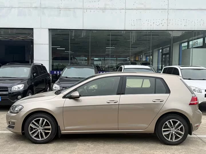 Volkswagen golf