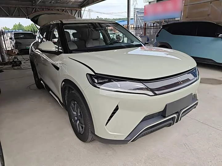 BYD Yuan UP