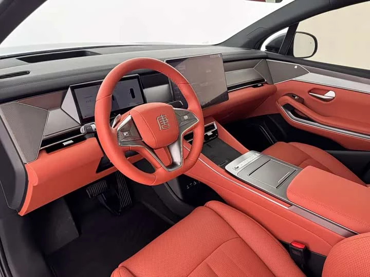 BYD Tang L