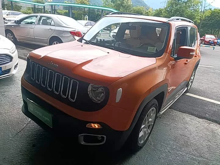 Jeep Freeman
